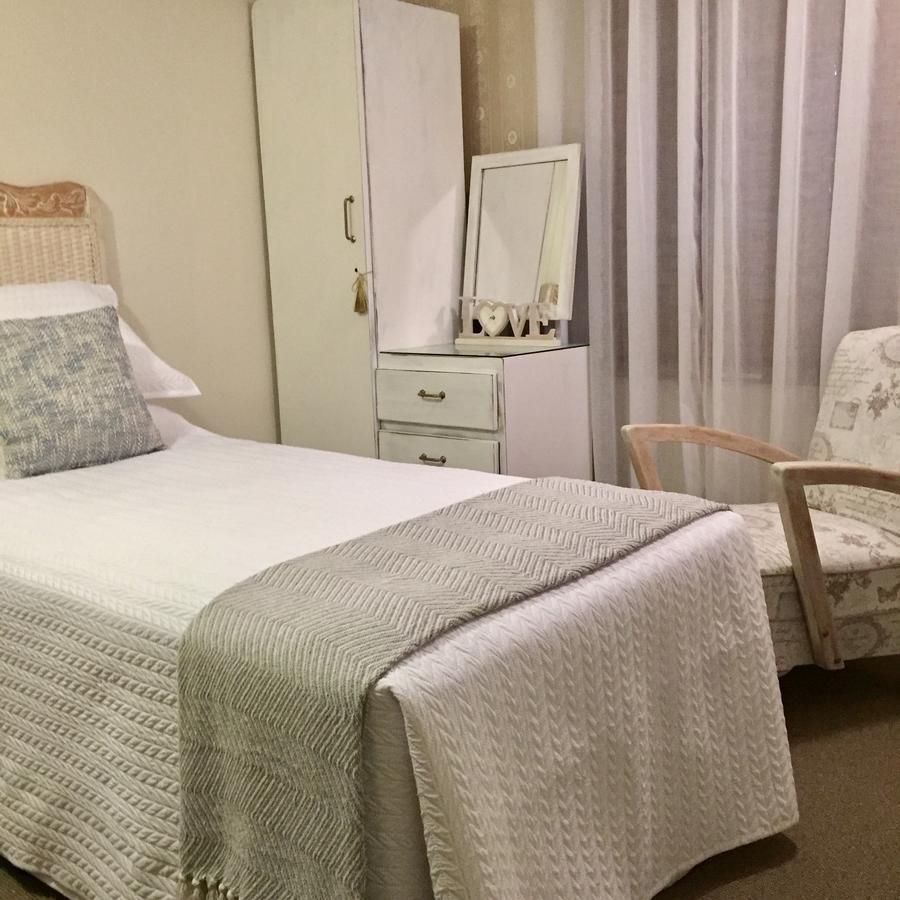 Eden Rest Bed & Breakfast Cooroy ภายนอก รูปภาพ