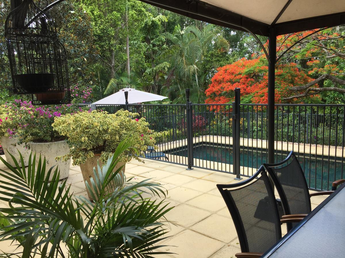 Eden Rest Bed & Breakfast Cooroy ภายนอก รูปภาพ