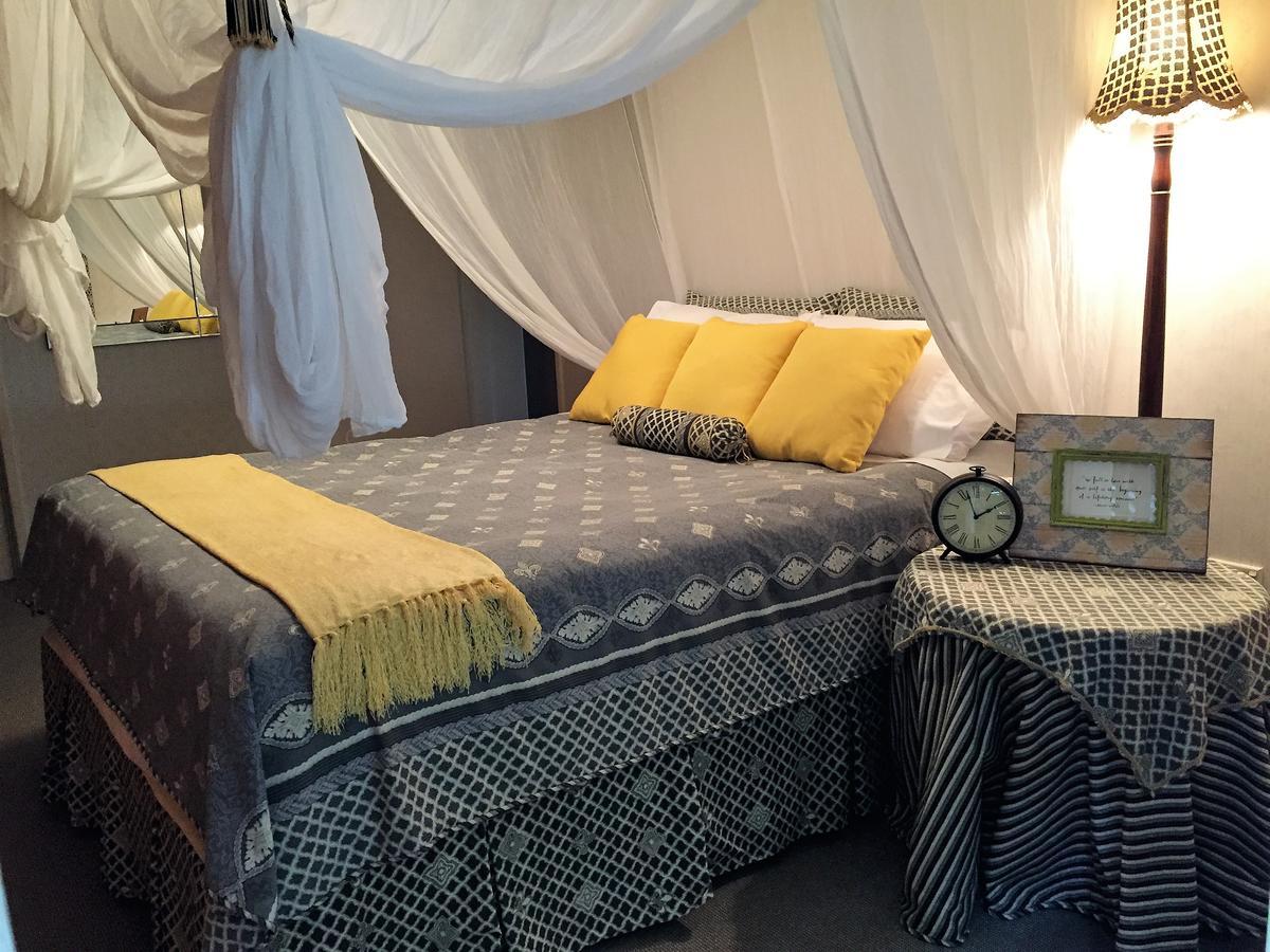 Eden Rest Bed & Breakfast Cooroy ภายนอก รูปภาพ